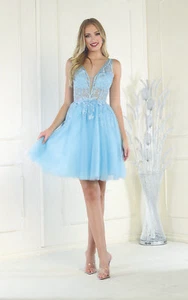Vestido de cóctel bordado May Queen MQ1949 cuello en V - Imagen 1 de 10