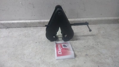 Abrazadera de elevación Dayton 4ZW25H 10.000 lb límite de carga de trabajo 14-1/8 pulgadas máximo haz abierto Foto 1 de 4