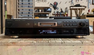 Technics SJ-MD100 Minidisc Player / Recorder with remote control and manual - Picture 1 of 4