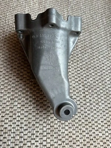 A6512233404 Mercedes Benz OM651 Motorträger rechts NEUWERTIG - Bild 1 von 2