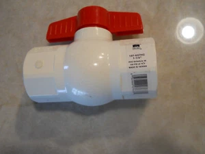 PVC COMPACT BALL VALVE - 1-1/2" - Socket - B &K 107-637HC - Picture 1 of 3