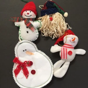4 Stück Nikolausmütze Schneemänner Stoff Stofftier Handarbeit Ornamente bärtiger Wintermann - Bild 1 von 9