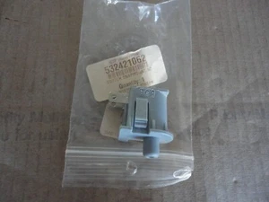 Genuine Husqvarna 574455401 Ignition Switch Fits MZ52 MZ5424 M-ZT52 M-ZT61 PZ54 - Picture 1 of 1