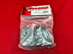 Traxxas 4491A GEARBOX HALVES NITRO RUSTLER SLASH  gray tra4491a - Picture 1 of 3