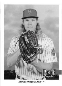 NOAH SYNDERGAARD 2017 Topps Archives Snapshots SP Black & White Parallel METS - Picture 1 of 1