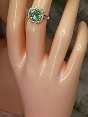 Beautiful Aquamarine Ring Size 5 - Image 1 of 4