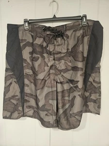 Joe Boxer Hybrid Board Shorts Mens 42 Green Camo Graphic Surf Swim Casual Wear - Picture 1 of 4