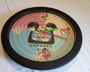 RELOJ DE PARED COLECCIONABLE DISNEY CHANNEL MICKEY AÑOS 90 DE COLECCIÓN 11,5” - Imagen 1 de 4