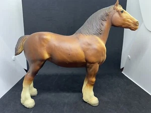 VINTAGE Breyer Horse Clydesdale Mare #83 Chestnut - U.S.A. stamp - Picture 1 of 8