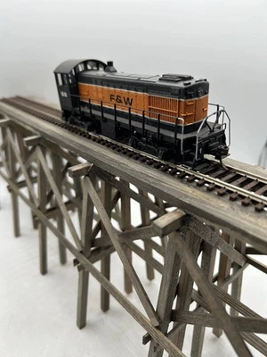 Alco S2 Switcher Diesel Locomotive by Atlas NOS IN BOX  - Image 1 of 4