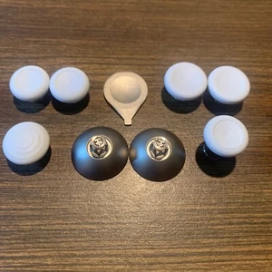 Xbox One Elite Series 2 Controller Replacement Thumbsticks + Magnetic Dome White - Afbeelding 1 van 7