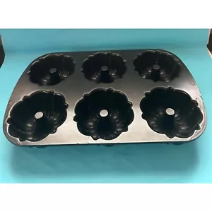Nordic Ware Classic Bundtlette Pan Black Finish - Picture 1 of 8