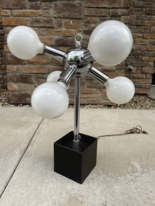 SPACE AGE CHROME MID CENTURY MODERN SONNEMAN TABLE LAMP! 50'S 60'S ATOMIC - Picture 1 of 10
