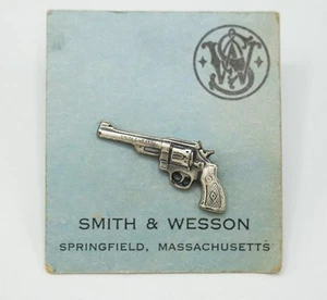 Smith & Wesson Revolver Gun Tie Tack Pin - Picture 1 of 3