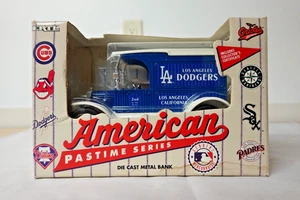ERTL B359 LOS ANGELES DODGERS AMERICAN PASTIME SERIES DIECAST METAL BANK 1994 - Picture 1 of 8