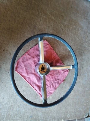 Volante original Chevrolet Nova II 1966-67 Foto 1 de 4