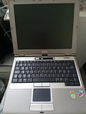 Lot de 4 laptops vintage (Compaq 1530, Dell D400, Toshiba T2130CS, HP n5462) - Photo 1/4