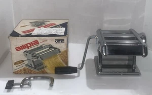 Vintage Pasta Maker AMPIA Brevettata Model 110 Lusso, Made in Italy Original Box - Picture 1 of 8