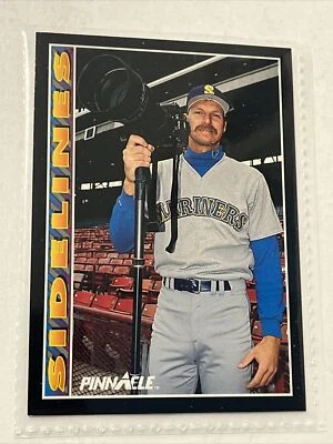 Randy Johnson sidelines Photographer Seattle Mariners (Pinnacle 1992) — 第 1/4 张图片