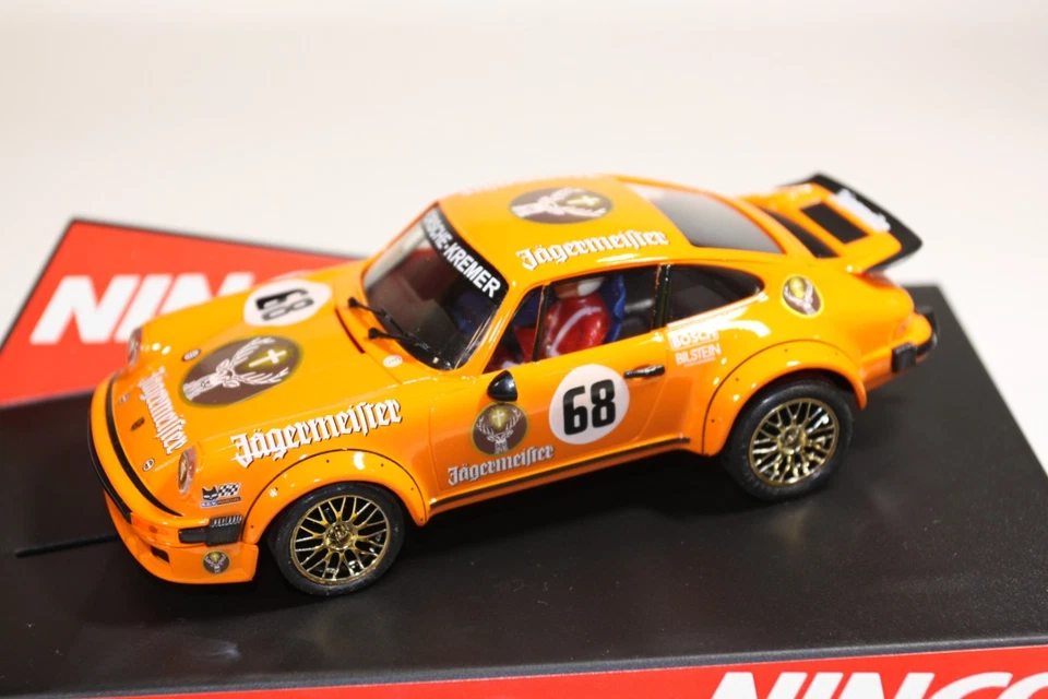 Coche Ranura NINCO 1/32-Porsche #68 Kremer con Chasis ProRace ref#50384 NUEVO Foto 1 de 4