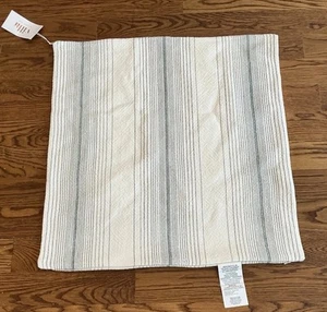 Villa by Classic Home/Pottery Barn Theta Capri Blue Pillow Cover 26in x 26in New - Picture 1 of 7