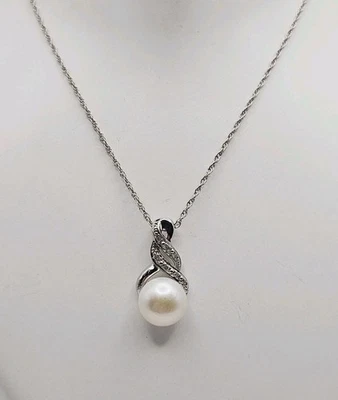 Regina Lane RL Sterling Silver Pearl & Diamond Twist Pendant 18" Chain Necklace - Image 1 of 4