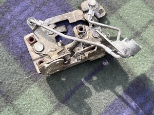 Jaguar XJS V12 Passenger Right Door Lock Mechanicals - Picture 1 of 5