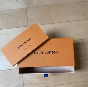 Gafas de sol Louis Vuitton vacías caja de almacenamiento incluye libro - Imagen 1 de 3