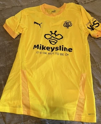 Футболка футбольного клуба Северная Каролина NCFC PUMA желтая МАЛЕНЬКАЯ бесплатная доставка - Изображение 1 из 4