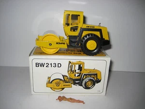 BOMAG BW 213 D WALZE #2710.1 CONRAD 1:50 OVP - Picture 1 of 1