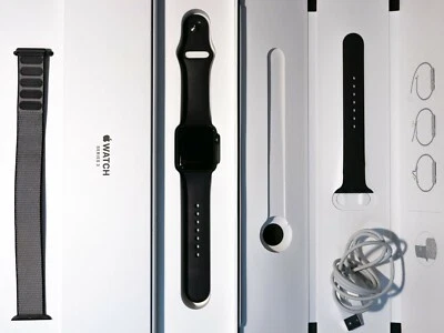 Apple Watch Series 3 38mm Cassa Grigio Siderale in Alluminio + 2 Cinturini - Immagine 1 di 2