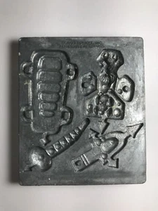 Vintage Toymax Molds 1993 Monster Parts Creepy Crawlers 37-1 Robot Sci-fi Craft - Picture 1 of 1