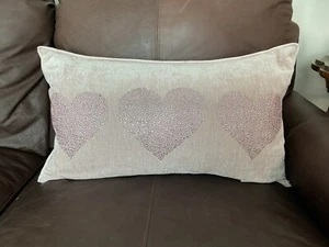 Valentines Day Pink Heart Lumbar Pillow New - Picture 1 of 5