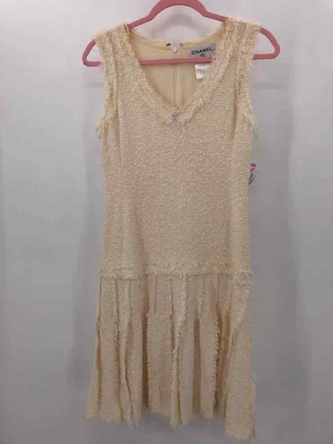 Abito smanicato usatol Chanel avorio ta 38glia magliazza lunghezza