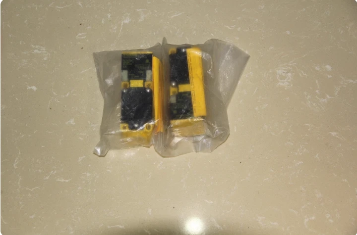 1Pcs New TURCK Ni40-CP80-FZ3X2/S100 - Image 1 of 1