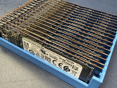 16x Toshiba KXG50ZNV256G 256GB M.2 PCIe NVMe Internal SSD TESTED WIPED - Image 1 of 4