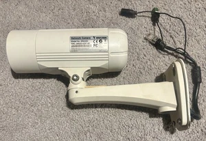 Vivotek IP8335H 720p HD Outdoor D/N IP Bullet Camera, PoE, 3-9mm Lens - Picture 1 of 4