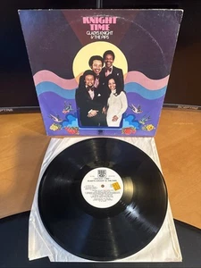 R1-57 GLADYS KNIGHT AND THE PIPS Knight Time .... 1974 S 741V1 MOTOWN B2 EX - Picture 1 of 2