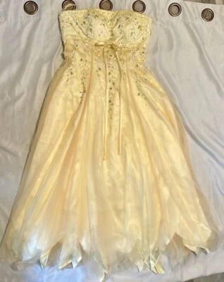 vestido de graduación vintage alyce designs Foto 1 de 4