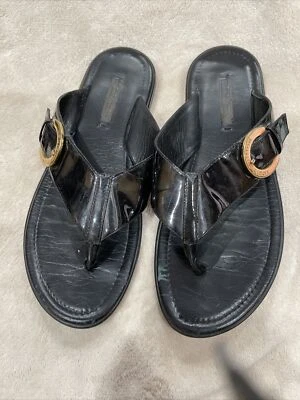 LOUIS VUITTON black patent Leather Buckle Detail Flat Thong Sandals 37 6us - Image 1 of 4