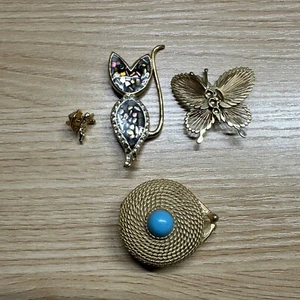 Goldfarbene Brosche Konvolut Strass Schmetterling Katze Engel Anstecknadel Estee Lauder kompakt - Bild 1 von 11