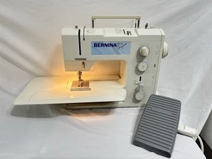 Bernina 1000 Designer Sewing Machine - WORKING PERFECT - Picture 1 of 10