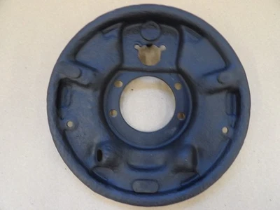 RH PASSENGER Side REAR Drum Brake Backing Plate Chrysler 8-1/4" Jeep Cherokee XJ - Image 1 of 3