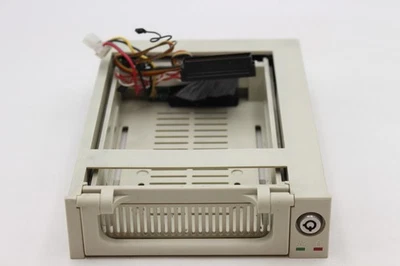 HDD DRIVE MOBILE RACK IDE SWAP CADDY HARD DISC PLASTIC FRAME 3.5 5.25" - Image 1 of 4