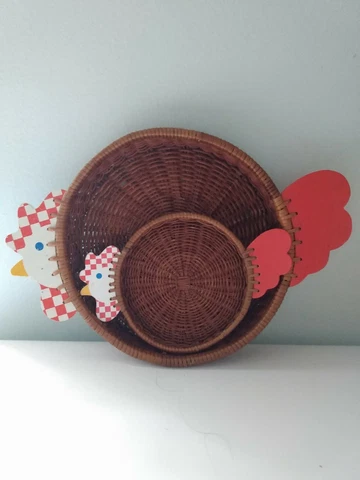 Set of 2 Wicker Rattan Woven Round Painted Chicken Serving Decorative Baskets Cover