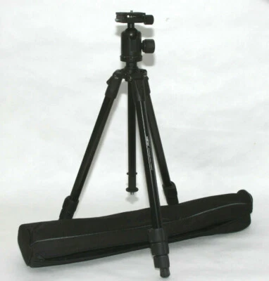 Walimex FW-531B Dreibeinstativ mit Kugelkopf und Schnellwechselplatte.  - Bild 1 von 4