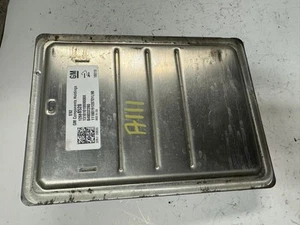 18 YUKON Engine Control Module Computer ECU ECM PCM - 12688528; 12686383 - Picture 1 of 3