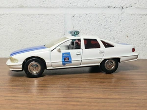 Road Champs 1/43rd scale Alabama State Trooper Chevrolet Caprice (RED GLASS) - Picture 1 of 1
