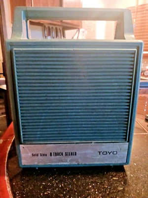 Estéreo vintage TOYO CH-313 8 pistas - se ve muy bien para la edad necesita trabajo Foto 1 de 4