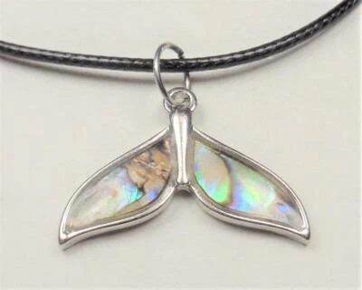 COLLAR CORDÓN CUERO NEGRO PEZ ALETA COLA BALLENA ABULÓN NÁUTICO MODA PLAYA Foto 1 de 4